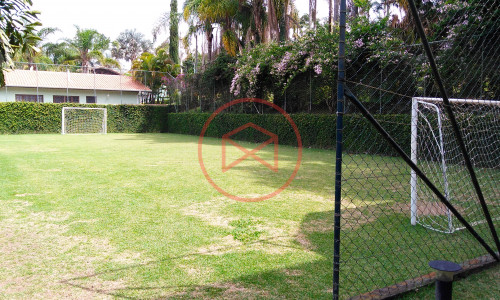 Chácara em Condomínio Fechado antes do centro! Interior de SP