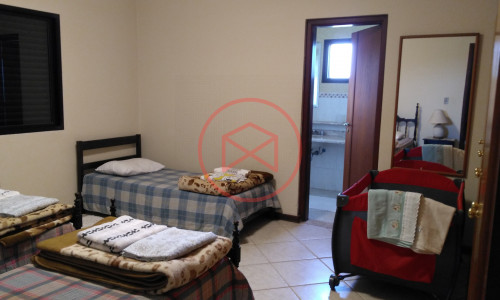 Chácara em Condomínio Fechado antes do centro! Interior de SP