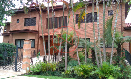 Chácara em Condomínio Fechado antes do centro! Interior de SP