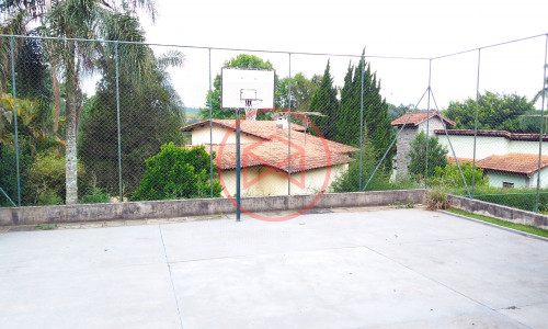 Chácara em Condomínio Fechado antes do centro! Interior de SP