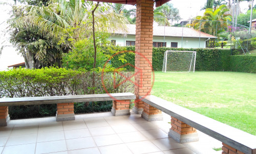 Chácara em Condomínio Fechado antes do centro! Interior de SP