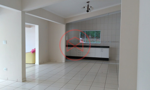 Chácara em Ibiuna antes do centro!! Interior de SP