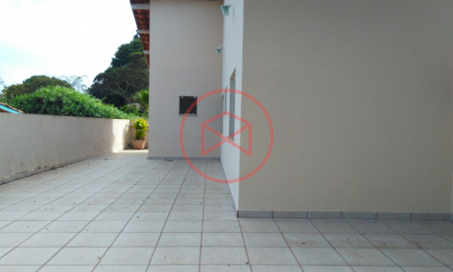 Chácara em Ibiuna antes do centro!! Interior de SP