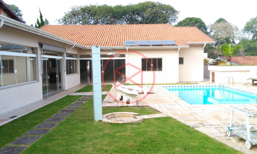 Chácara em Ibiuna antes do centro!! Interior de SP