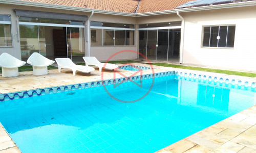 Chácara em Ibiuna antes do centro!! Interior de SP