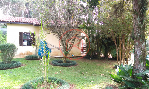 Chácara em Condomínio Fechado de Alto Padrão, Antes do Centro! Interior de SP