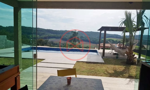 Chácara em Condomínio Fechado!! Interior de SP