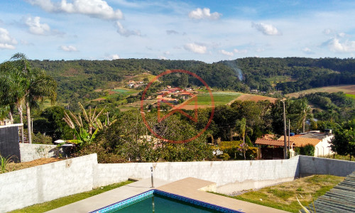Chácara em Condomínio Fechado!! Interior de SP