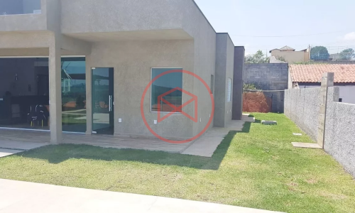 Chácara em Condomínio Fechado!! Interior de SP