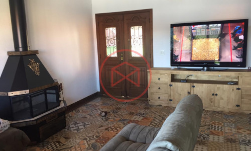 Chácara em Condomínio Fechado, Antes do Centro! Interior de SP