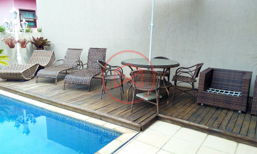 Casa de Campo em Condomínio Fechado de Alto Padrão. Interior de SP