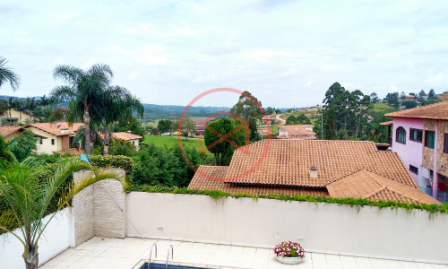 Casa de Campo em Condomínio Fechado de Alto Padrão. Interior de SP