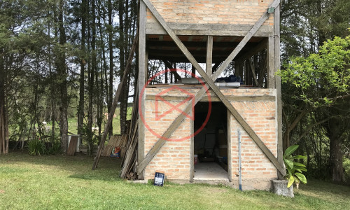 Chácara em Ibiúna antes do centro!!