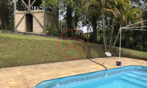 Chácara em Ibiúna antes do centro!!