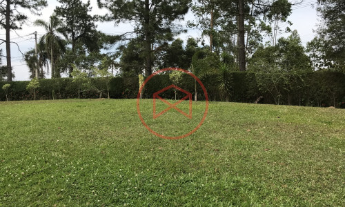 Chácara em Ibiúna antes do centro!!