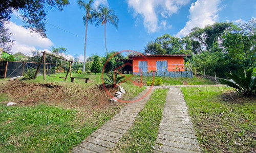 Chácara em Condomínio Fechado!! Interior de SP