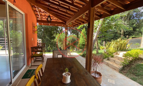 Chácara em Condomínio Fechado!! Interior de SP