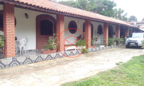 Chácara em Ibiúna antes do centro!! Interior de SP