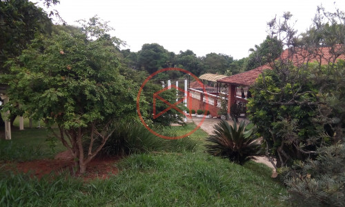 Chácara em Ibiúna antes do centro!! Interior de SP