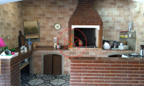 Chácara em Ibiúna antes do centro!! Interior de SP