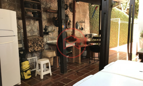 Chacara em Condomínio Fechado!! Interior de SP