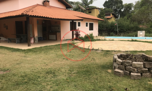 Chácara em Condomínio Fechado!! Interior de SP