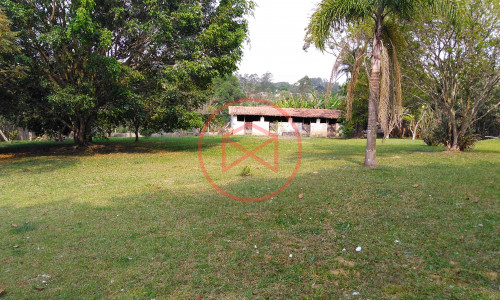 Chácara Antes do Centro!! Interior de SP