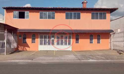 Casa no centro da cidade!! Interior de SP