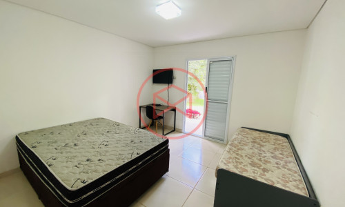 Chácara em Ibiuna antes do centro!! Interior de SP