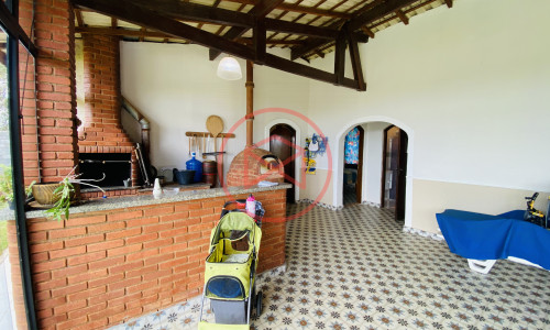 Chácara em Condomínio Fechado Antes do Centro!! Interior de SP