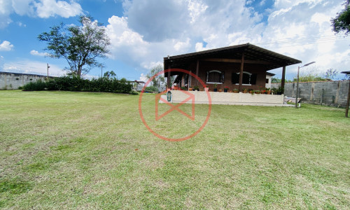 Chácara em Condomínio Fechado Antes do Centro!! Interior de SP