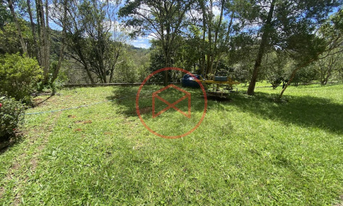 Sítio com 60.000 mts² em Ibiúna! Interior de SP