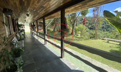 Sítio com 60.000 mts² em Ibiúna! Interior de SP