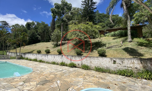 Sítio com 60.000 mts² em Ibiúna! Interior de SP