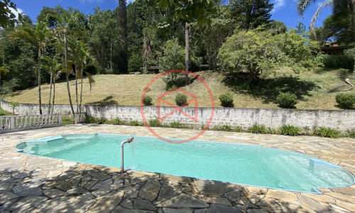 Sítio com 60.000 mts² em Ibiúna! Interior de SP