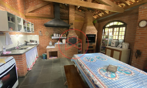 Sítio com 60.000 mts² em Ibiúna! Interior de SP