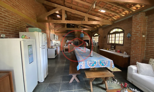 Sítio com 60.000 mts² em Ibiúna! Interior de SP