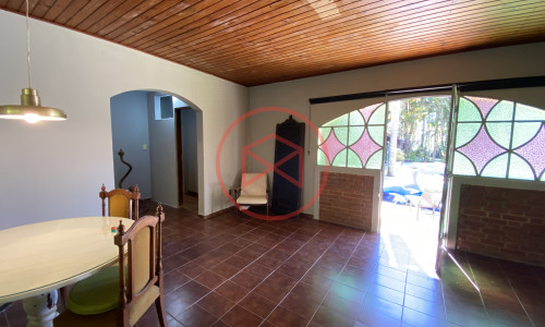 Chácara em Condomínio Fechado de Alto Padrão ante do Centro de Ibiúna.