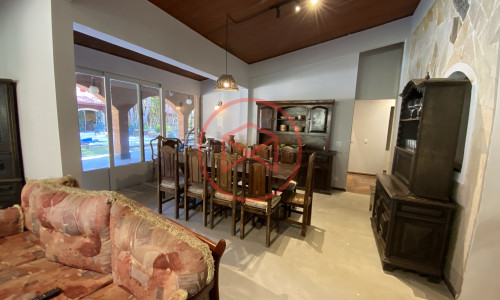 Chácara em Condomínio Fechado de Alto Padrão ante do Centro de Ibiúna.