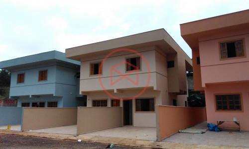 Casa Residencial no Centro de Ibiúna