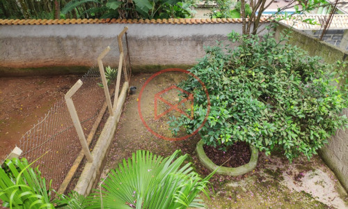 Chácara em Condomínio próximo ao Centro de Ibiúna! Interior de SP