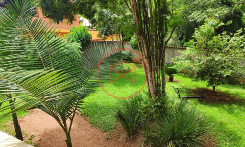 Chácara em Condomínio próximo ao Centro de Ibiúna! Interior de SP