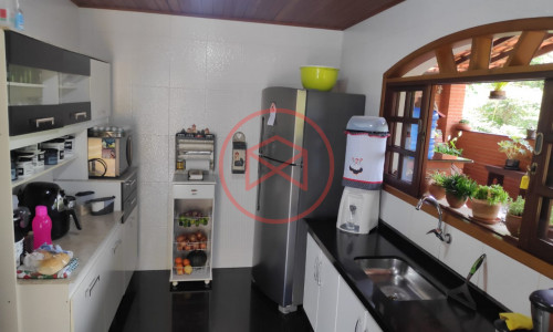 Chácara em Condomínio próximo ao Centro de Ibiúna! Interior de SP