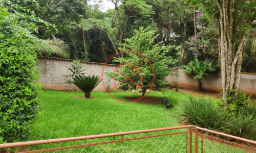 Chácara em Condomínio próximo ao Centro de Ibiúna! Interior de SP