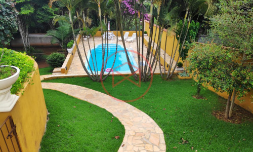 Chácara em Condomínio próximo ao Centro de Ibiúna! Interior de SP