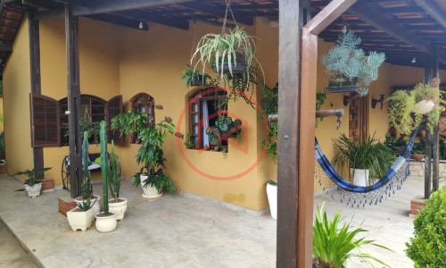 Chácara em Condomínio próximo ao Centro de Ibiúna! Interior de SP