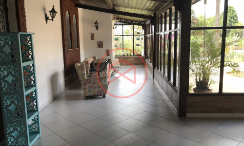 Chácara Antes do Centro de Ibiúna. Interior de SP