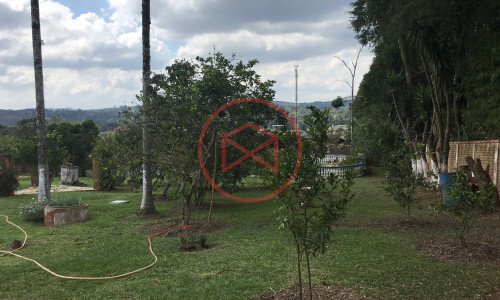 Chácara Antes do Centro de Ibiúna. Interior de SP