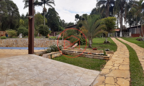 Chácara Antes do Centro de Ibiúna. Interior de SP