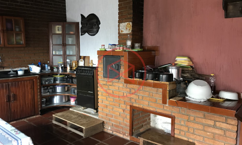 Chácara Antes do Centro de Ibiúna. Interior de SP